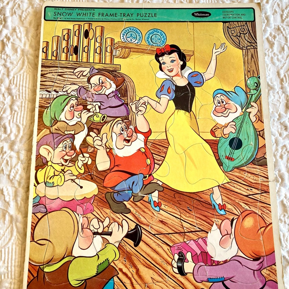 Disney Snow White Vintage Puzzle